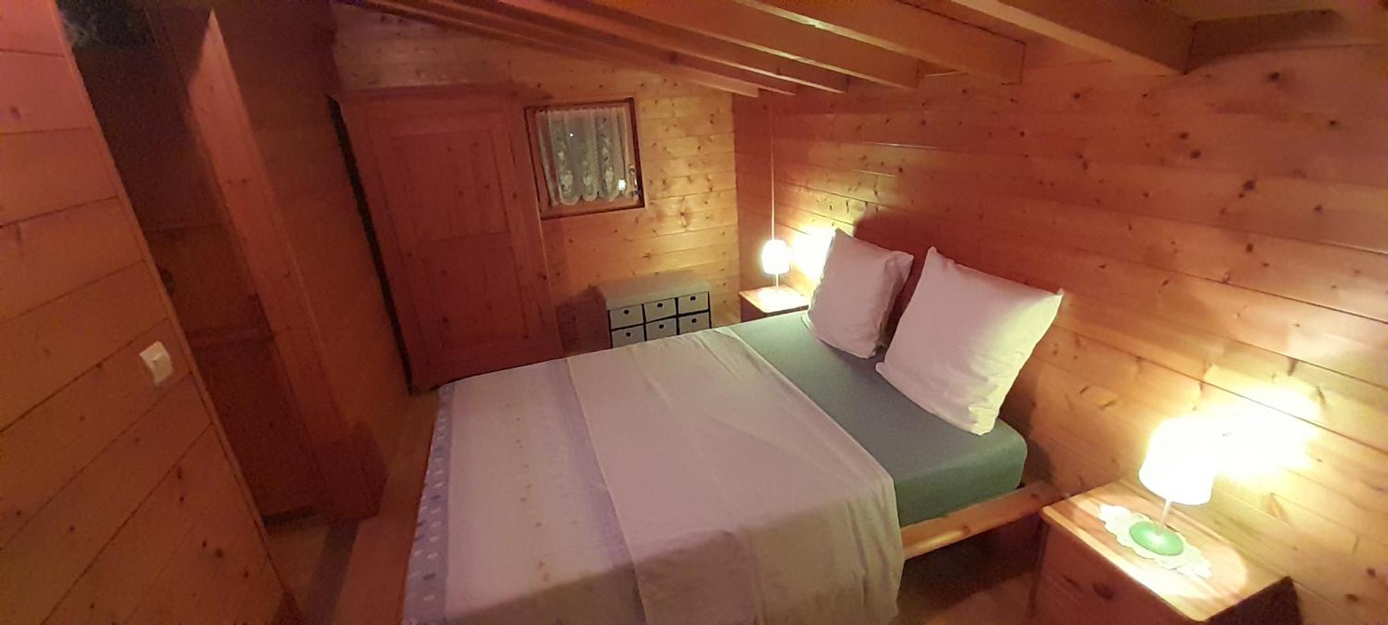 Location Type Gite, Chambre D'Hote, Meuble De Tourisme Dans Joli Petit Chalet Typique Et Ou Jolie Roulotte Type Boheme Waldighoffen Exterior foto