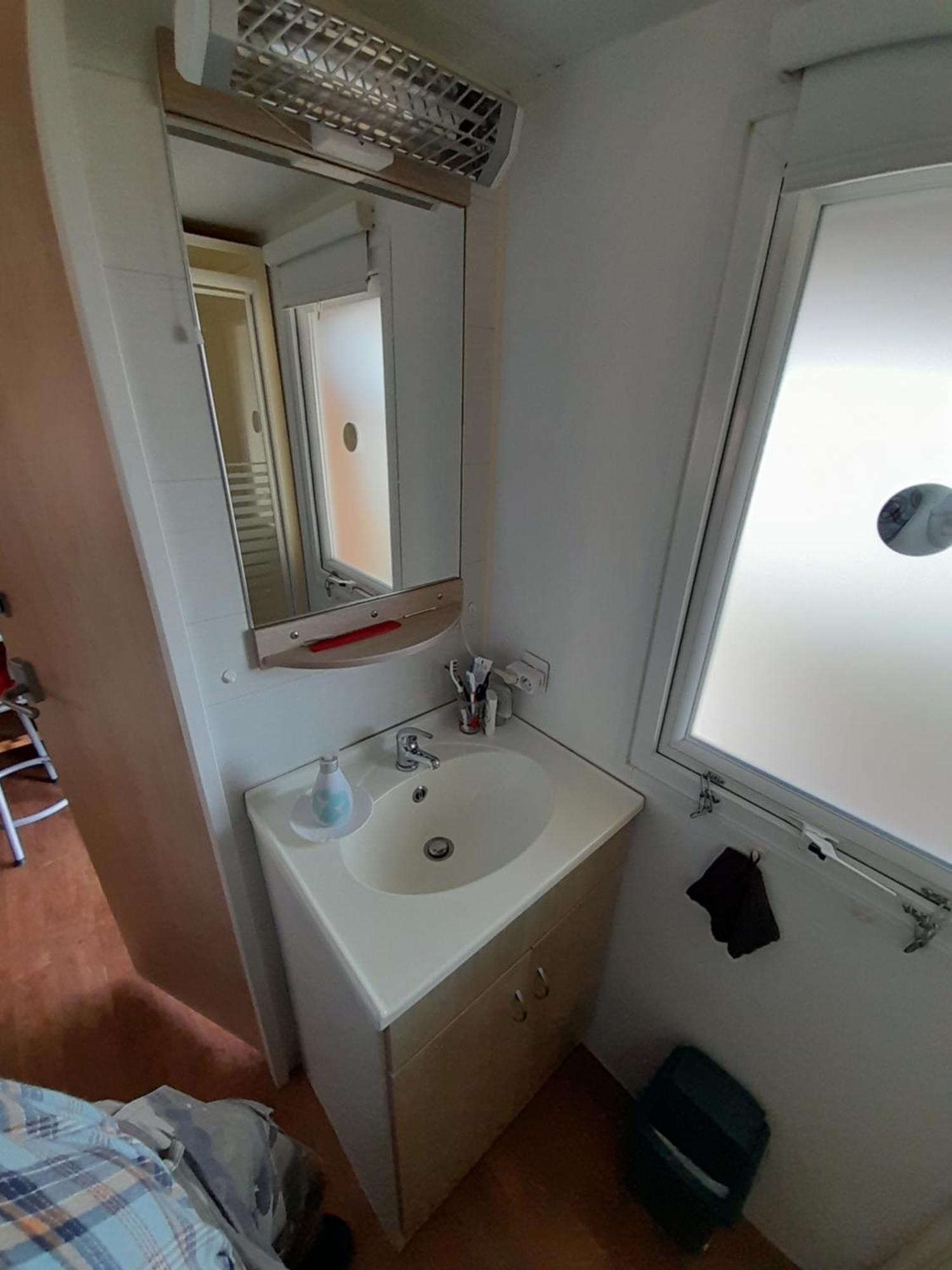 Location Type Gite, Chambre D'Hote, Meuble De Tourisme Dans Joli Petit Chalet Typique Et Ou Jolie Roulotte Type Boheme Waldighoffen Exterior foto